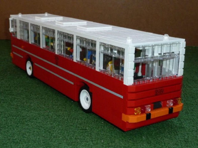 Ikarus 260.04 z klocków Lego