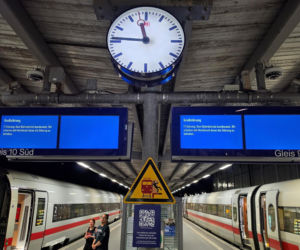 Niemcy/ Prezes Deutsche Bahn: ruch kolejowy stopniowo wraca do normy (opis) Awaria systemu łączności radiowej GSM-R wymusiła zatrzymanie wszystkich pociągów w całym kraju na czas ok. dwóch godzin