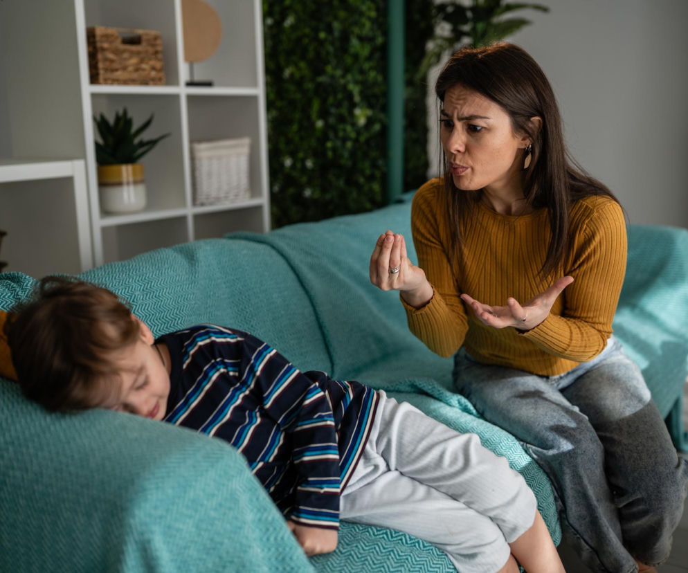 Krzyczysz na dziecko, a potem masz wyrzuty? Tak działa „stary alarm” w twoim ciele