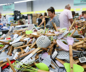 Otwarcie outletu Biedronki w Poznaniu