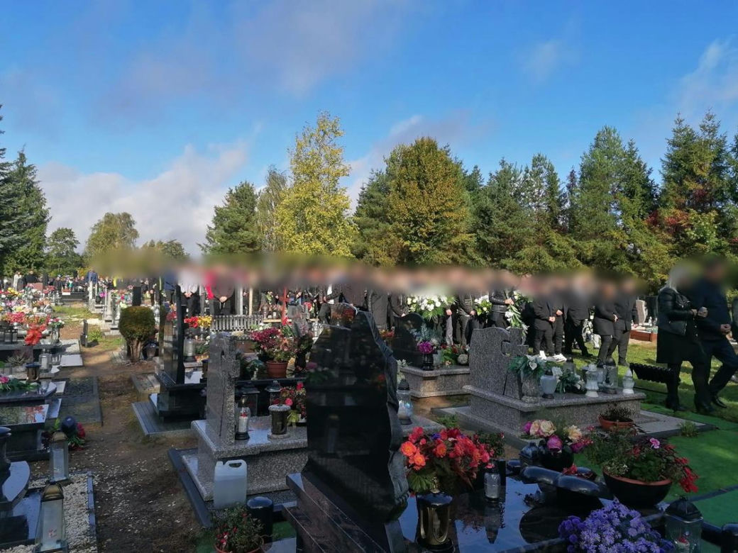 Przyjaciele zginęli w potwornym wypadku na Kaszubach. Ten widok wyciska łzy