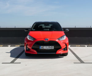 2020 Toyota Yaris 1.5 HYBRID Premiere Edition (Tokyo Fusion)