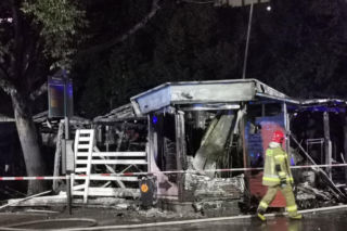 Pożar targowiska w centrum Katowic. Kilkanaście boksów spłonęło