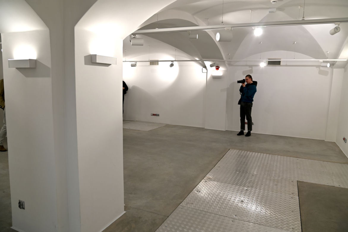 Kiedyś liczono tu pieniądze, teraz wkracza sztuka. Pałac w centrum Szczecina odzyskuje dawny blask