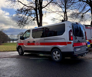 Cysterna przewróciła się na krajowej szesnastce