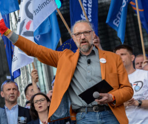 MATEUSZ KIJOWSKI NIEMODNY.