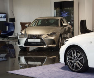  Lexus IS po liftingu