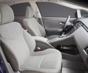Toyota Prius Sol hatchback, model 2011