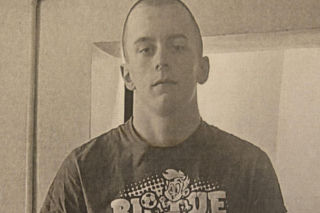 Zaginął 15-latek z Leszna. Był ubrany na czarno, w kurtkę z napisem Bycza Armia