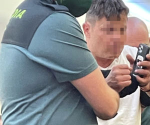 Przymusowe lądowanie samolotu przez pijanego mężczyznę 