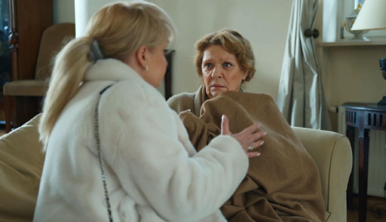 Barwy szczęścia odc. 3208. Józefina Rawiczowa (Elżbieta Jarosik), Małgorzata (Adrianna Biedrzyńska)