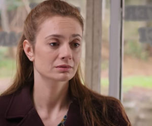 Panna młoda, odcinek 40: Derya upomina się o obiecane złoto, wywołując gwałtowną awanturę