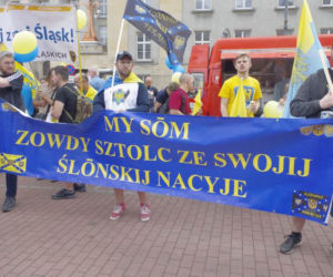Obrazki z marszu górnośląskich autonomistów