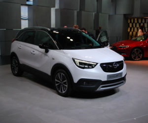 Genewa 2017 - stoisko Opel