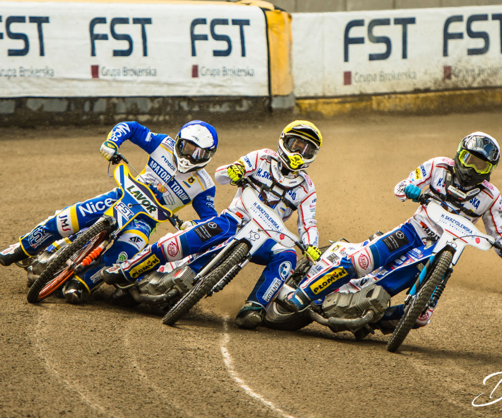 Polonia Bydgoszcz - Apator Toruń TV TRANSMISJA NA ŻYWO DERBY POMORZA GDZIE OGLĄDAĆ Żużel dzisiaj 17.08.2020 Polonia Bydgoszcz - Apator Toruń STREAM ONLINE LIVE Polonia Bydgoszcz - Apator Toruń w TV Na jakim programie żużel eWinner 1. Liga dzisiaj