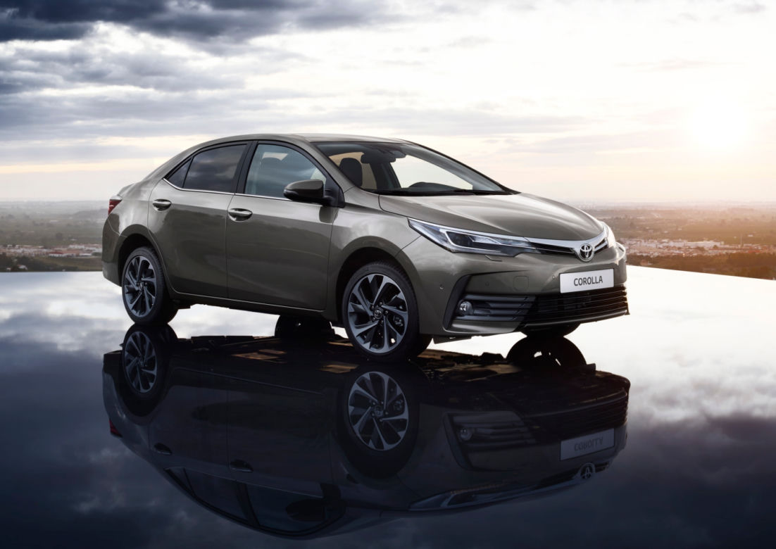 Toyota Corolla lifting 2016