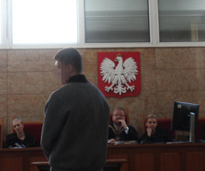 Kacper przeżył 6 ciosów siekierą. Teraz chce 150 tysięcy zł od agresora
