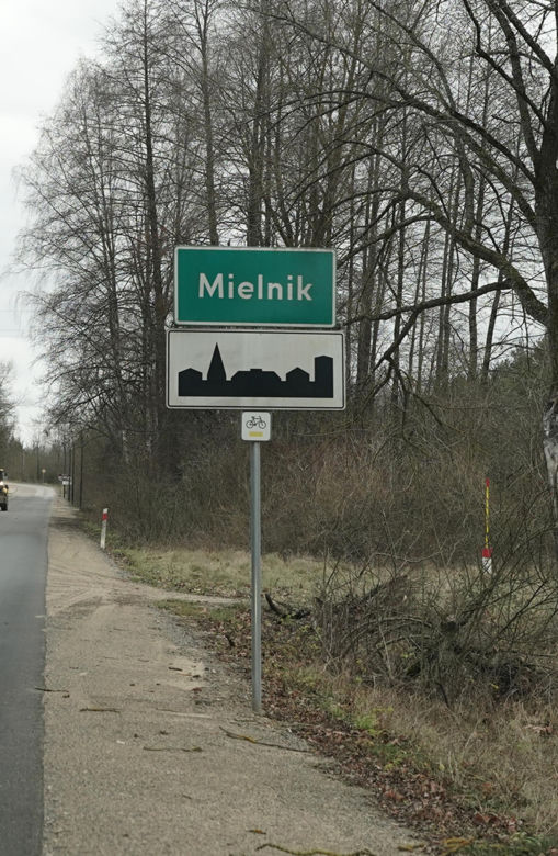 "Przecież on mógł zabić pół naszej wsi!". Mieszkańcy w szoku. Pijany żołnierz strzelał w Mielniku