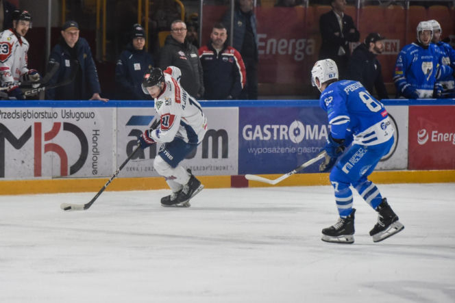 KH Energa Toruń - Unia Oświęcim 2:1! Zdjęcia kibiców i zawodników obu drużyn