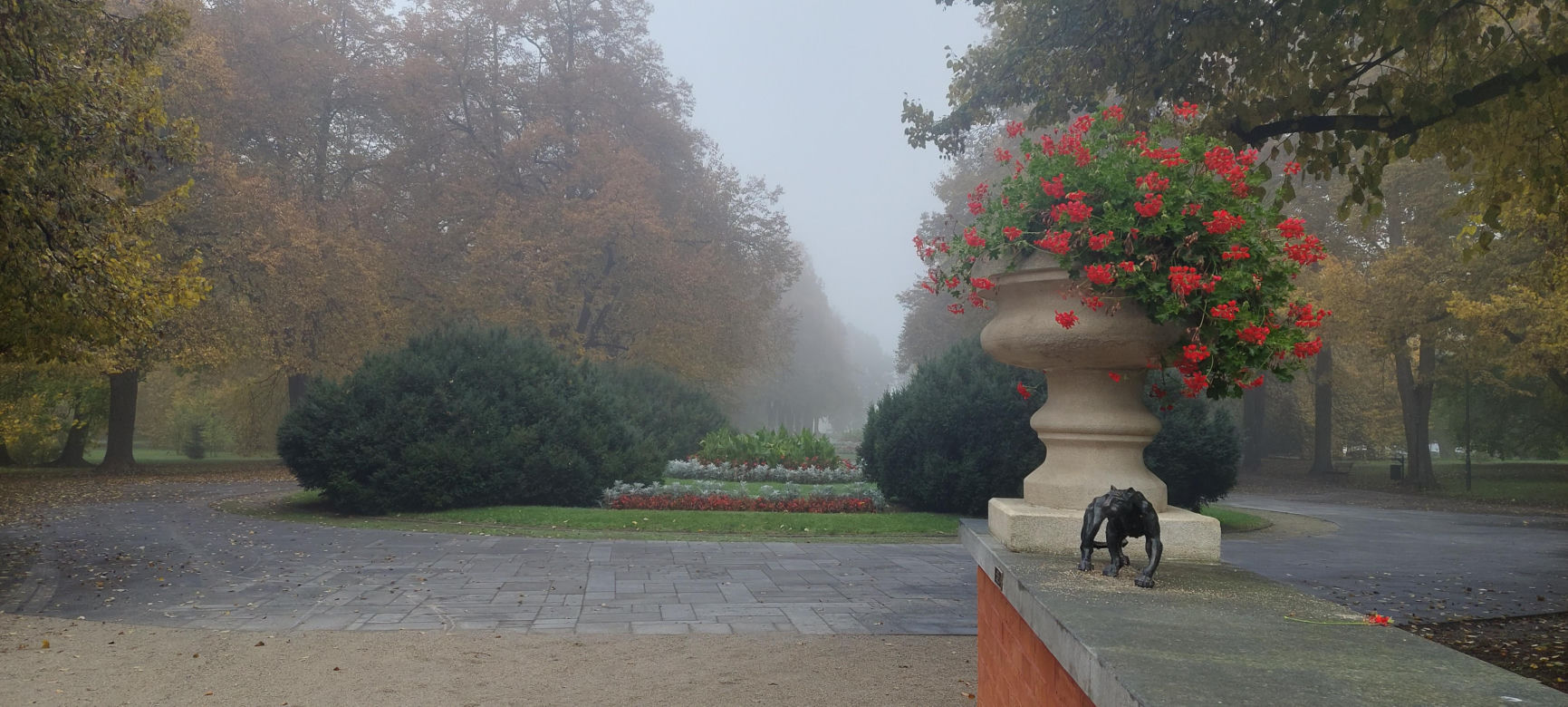 Zamojski Park jesienią