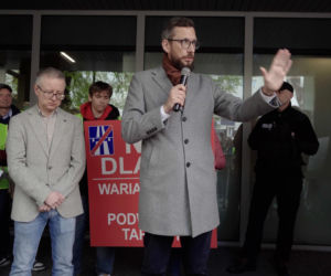 Dramat setek rodzin pod Warszawą! Nowa autostrada zburzy ich domy?! „Żyjemy na bombie”