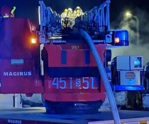 Ciężarówki płonęły jak pochodnie. Ogień przenosił się na kolejne samochody