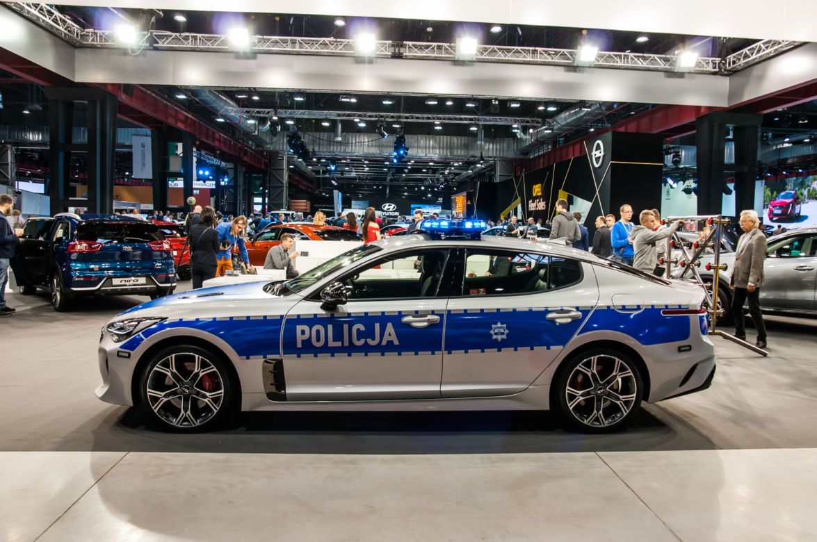 Kia Stinger GT, oznakowany radiowóz