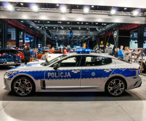 Kia Stinger GT, oznakowany radiowóz