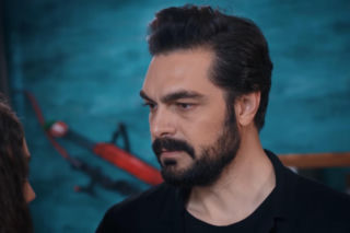 Dziedzictwo, odc. 836. Nana, Yaman