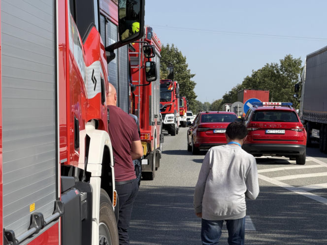 Wstrząsające zdjęcia z katastrofy kolejowej na Mazowszu