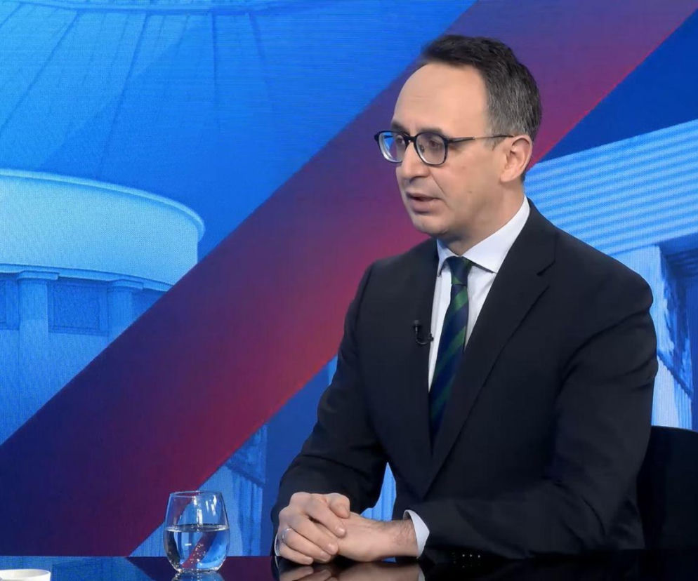 Atak zimy paraliżuje północną Polskę. Minister Klimczak komentuje sytuację 