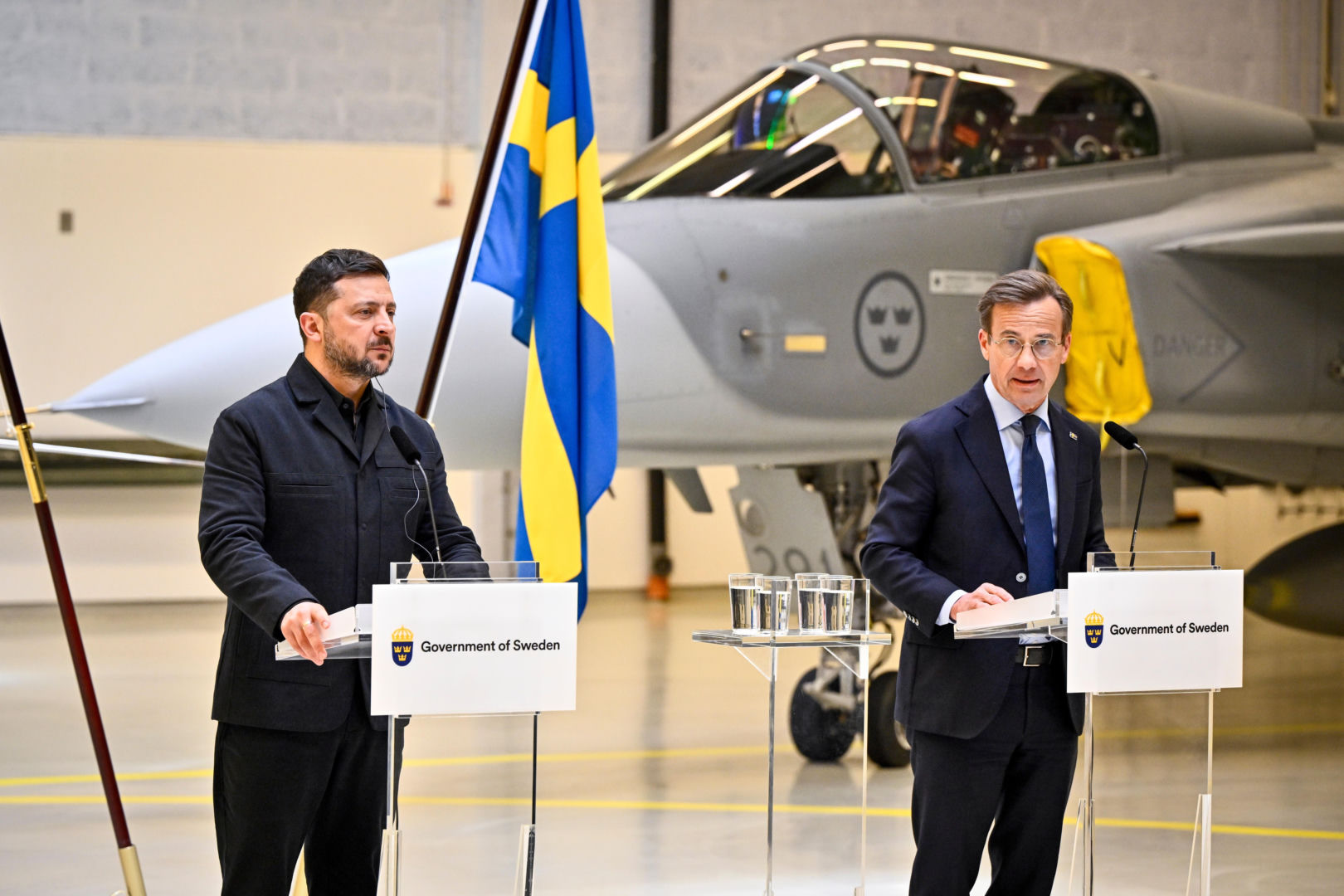 Szwedzkie myśliwce Gripen dla Ukrainy. Szwecja przekaże i sprzeda łącznie 36 myśliwców