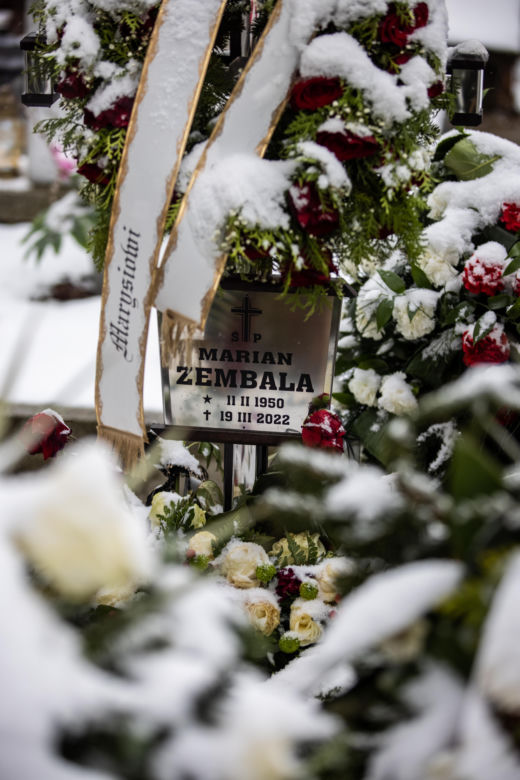 Grób Mariana Zembali tydzień po pogrzebie. Ten obraz chwyta za serce 