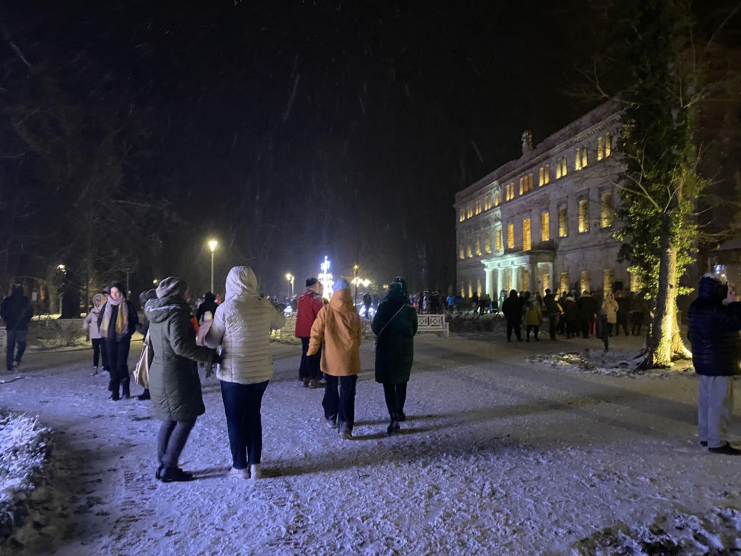 "Baśniowe Zatonie" w Zielonej Górze. Pojawiły się tłumy ludzi