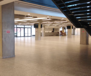 Zamieniają stadiony na szpitale