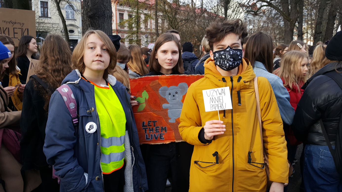 Nowy Sącz: Młodzi mają DOŚĆ i wyszli na ulice. Skierowali żądania do polityków