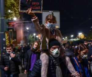 Strajk kobiet w Toruniu. Tańce, straż pod kościołem i wiele więcej - środa (28.10.2020)