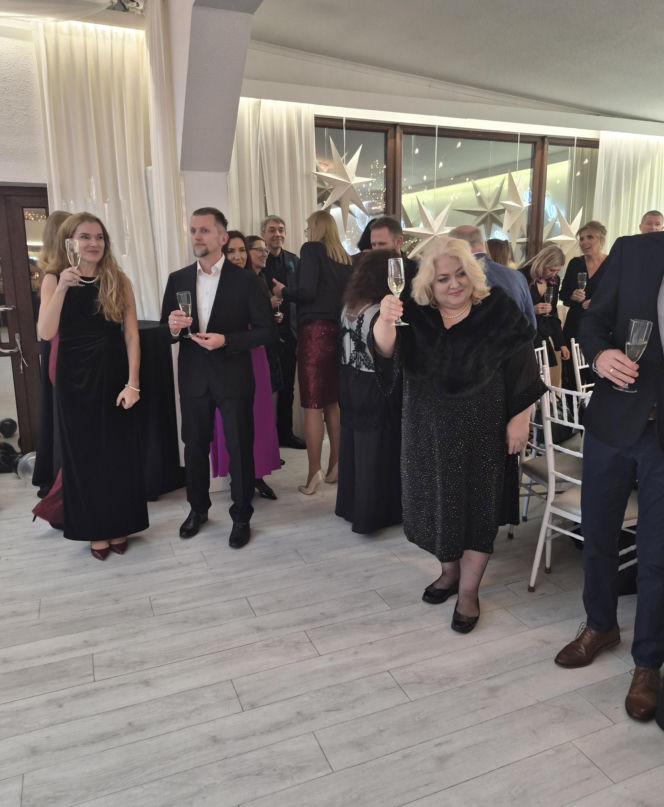 Studniówka Plastyka z Dąbrowy Górniczej