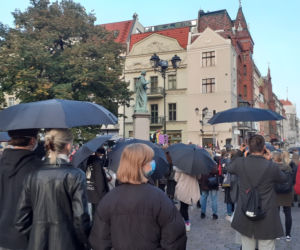 Kolejny czarny spacer w Toruniu