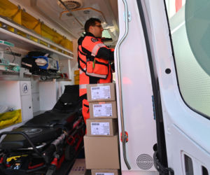 Ambulans i środki medyczne jadą na Ukrainę. Tak pomaga Pomorze Zachodnie