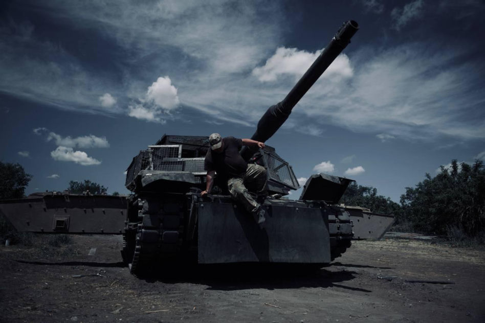M1A1 Abrams MBT