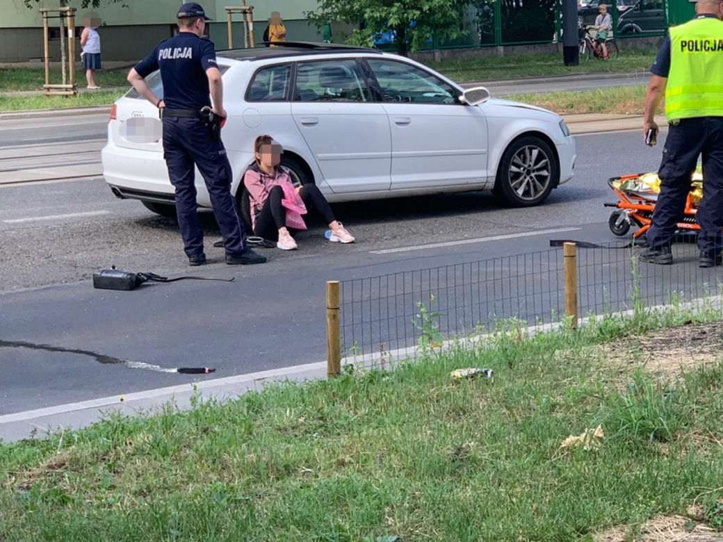 Makabryczny wypadek na Obozowej. Audi spowodowało masakrę na pasach