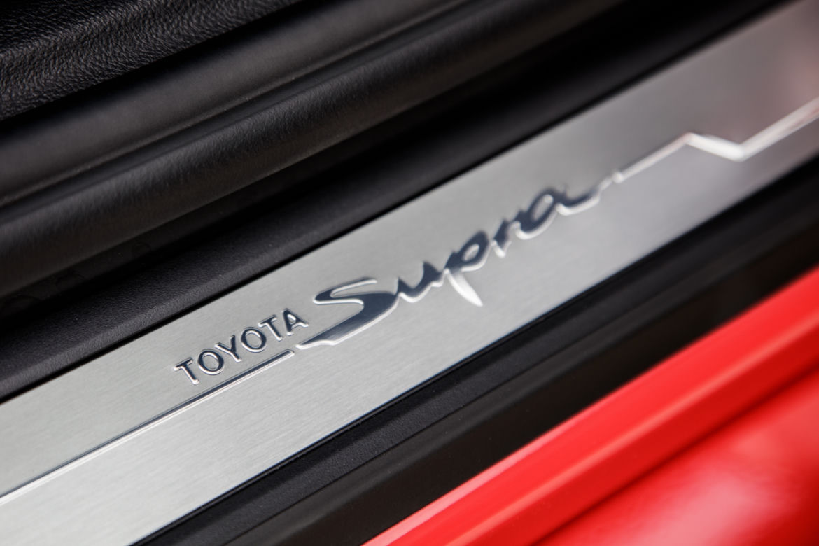 Toyota GR Supra w kolorze Renaissance Red