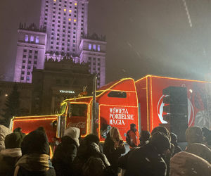 Świąteczna ciężarówka Coca‑Cola przyjedzie do Warszawy. Będzie jeszcze jeden przystanek w woj. mazowieckim