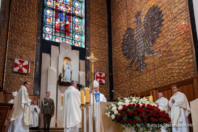 Karol i Marta Nawroccy na obchodach Święta Wojska Polskiego