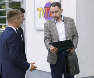 Barwy szczęścia, odc. 2141: Patryk (Konrad Skolimowski), Justin (Jasper Sołtysiewicz), Wangel (Marek Kałużyński)