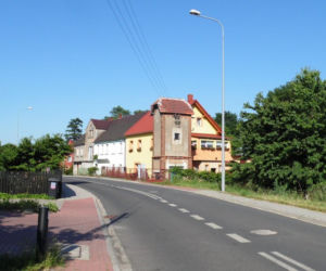 To jedno z najstarszych miast w województwie łódzkim. Zachwyca nietuzinkowym rynkiem