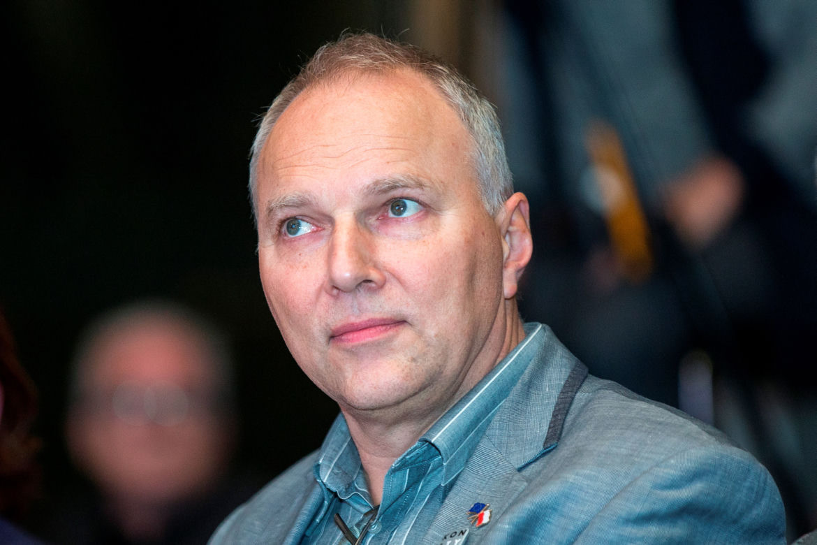 Bracie, to kłamliwy atak na naszą rodzinę!