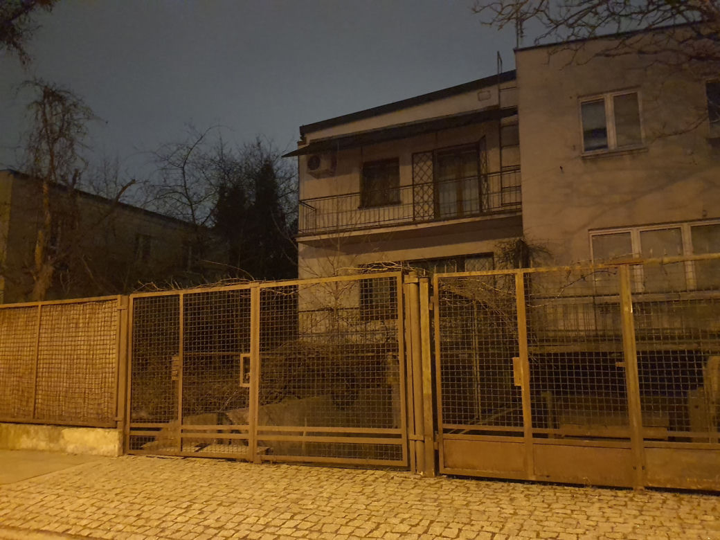 Jarosław Kaczyński musi sprzedać dom?!