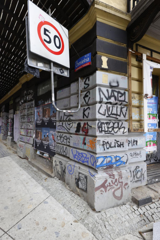 Czy Plac Pięciu Rogów pomoże ożywić okolicę? Pustostany w centrum Warszawy